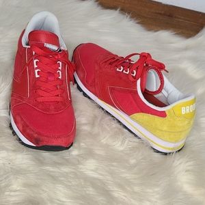 Brooks chariot heritage sneakers men's running 11 red
